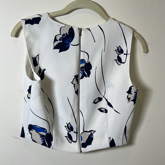 Zara Floral Crop Top With Zipper Back - Picture 3 of 4
